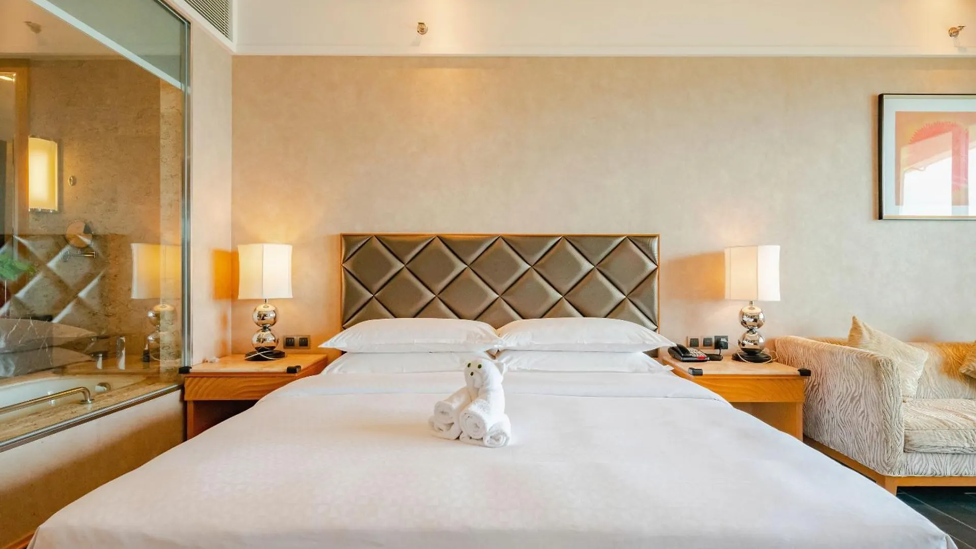 Four Points By Sheraton Hainan, Sanya 5*,  China