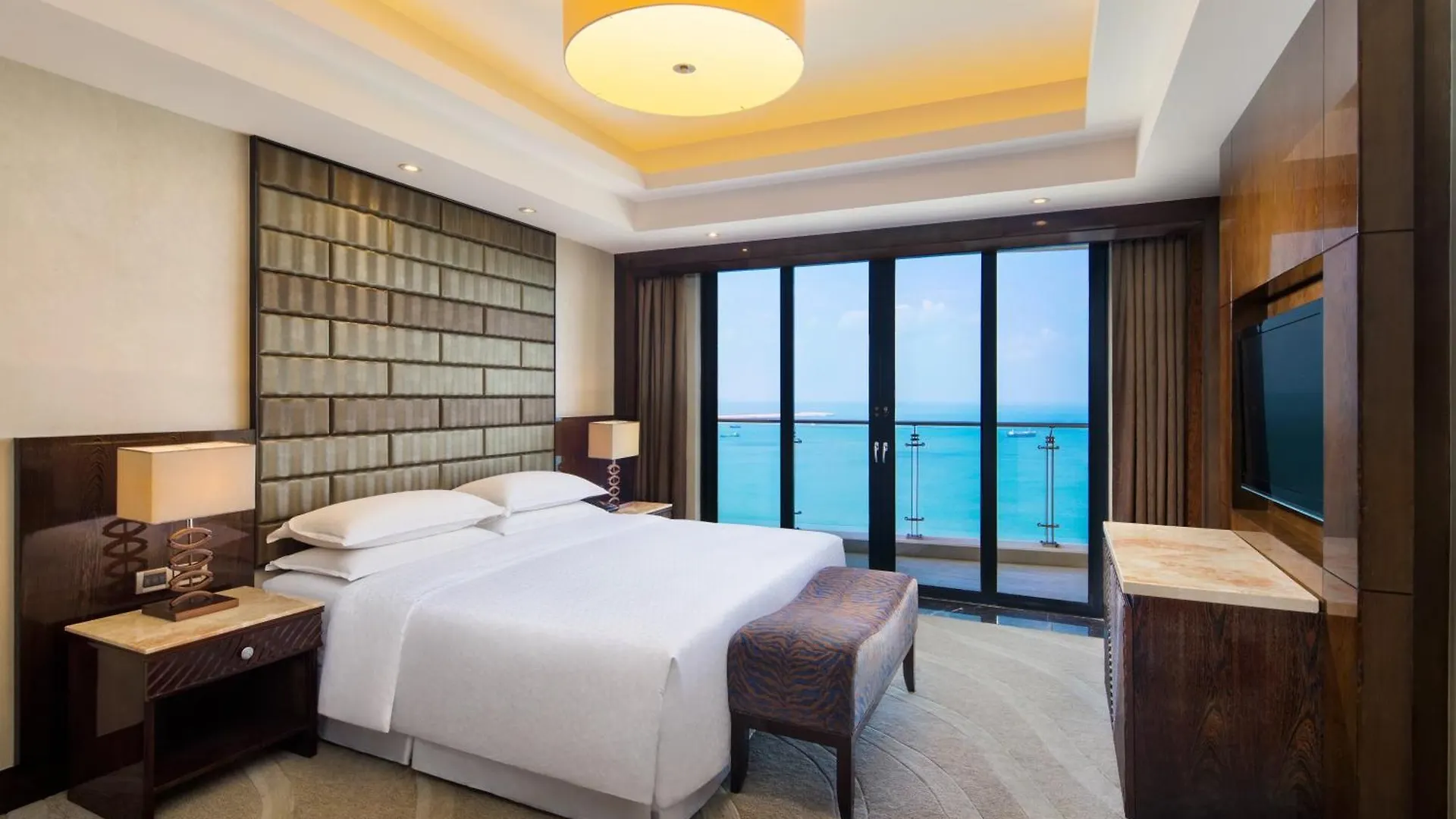 Four Points By Sheraton Hainan, Sanya 5*,  China